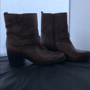 Ankle boots
